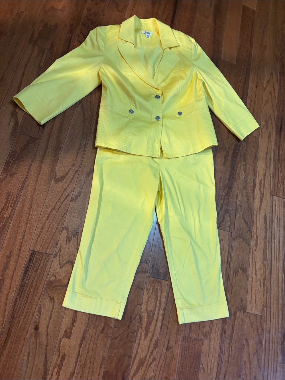 Cato Yellow Double-Breasted Blazer and capris Pants NWOT Size L Pants Size 8